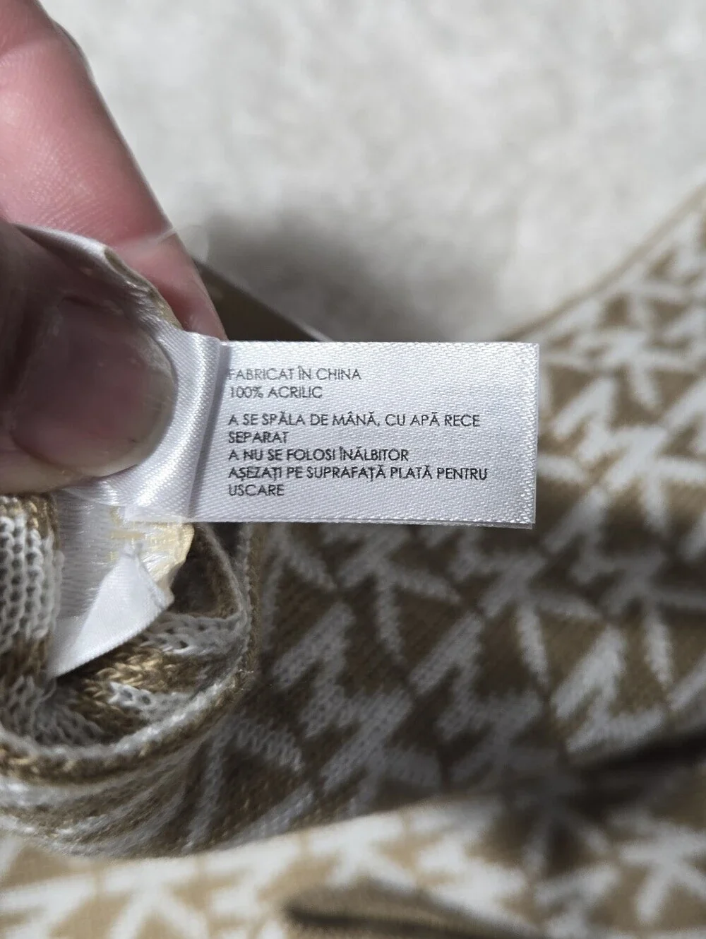 Michael Kors Scarf And Gloves Set NWT